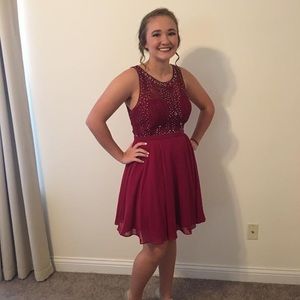 maroon short formal dress